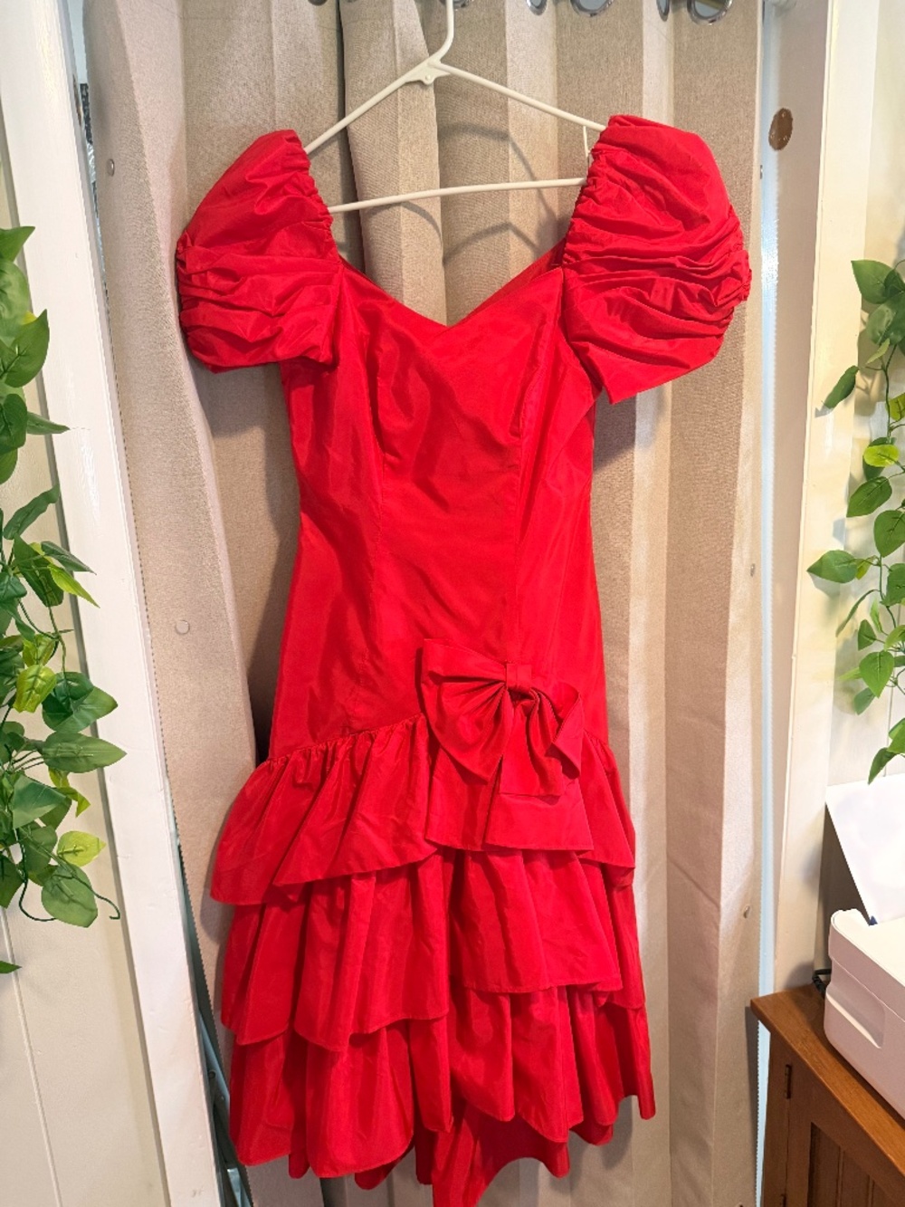 Vintage 80s Red Taffeta Puff Sleeve Ruffle Bow Formal Prom Dress 6 Petite